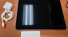 Good
													Apple iPad Pro 12.9" 6th Gen 2022 - Wi-Fi, Gray, 128 GB, photo 1 of 6