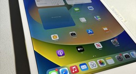 Good
													Apple iPad Pro 12.9" 2nd Gen 2017 - Unlocked, Silver, 64 GB, photo 5 of 11