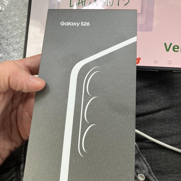 Samsung Galaxy S26 - Verizon, 256 GB, White, 12 GB, SM-S942U