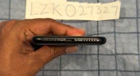 Good
													Apple iPhone SE 2nd Gen 2020 - Unlocked, Black, 64 GB, A2275, photo 3 of 8