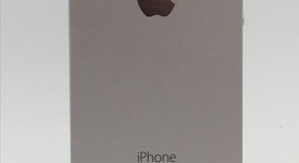 Good
													Apple iPhone SE 1st Gen 2016 - Unlocked, Grey, 16 GB, A1662, photo 3 of 5