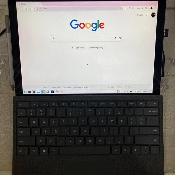 Microsoft Surface Pro 5 (2017) - Unlocked, 128 GB, Silver, 4 GB, LTE