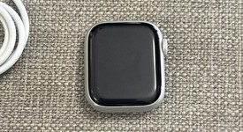 Good
													Apple Watch Series 8 41mm - Silver, A2770 - GPS, Aluminum, photo 2 of 3