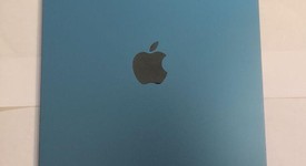 Mint
													Apple iPad 10th Gen - Unlocked, Blue, 64 GB, A2757, photo 5 of 6