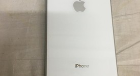 Good
													Apple iPhone Xr - AT&T, White, 64 GB, A1984, photo 3 of 7