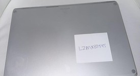 Good
													Microsoft Surface Laptop 2 - I5, Platinum, 128 GB, 8 GB, photo 1 of 4