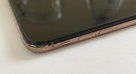 Fair
													Apple iPhone Xs Max - Unlocked, Gold, 256 GB, A1921, photo 5 of 15