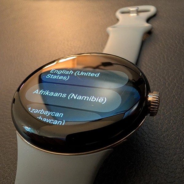 Google Pixel Watch - Wi-Fi, Gold, Wi-Fi