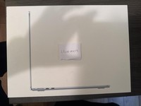 MacBook Air 2025 (M4) - 13"
