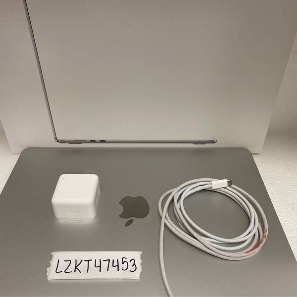 MacBook Air 2025 (M4) - 15 inch - 1 TB, Silver, 24 GB, Apple M4