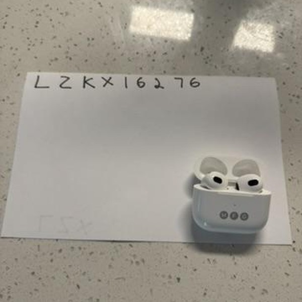 Apple AirPods 3rd Gen - Lightning Case
