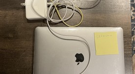 Good
													MacBook Pro 2017 (No Touch Bar) - 13" - I5, Gray, 256 GB, 8 GB, photo 3 of 9