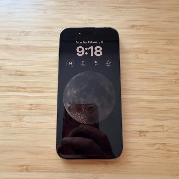 Apple iPhone 15 Pro - AT&T, 128 GB, Natural, A2848