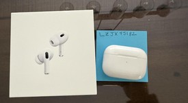 Used
													Apple AirPods Pro 2nd Gen - Lightning, photo 1 of 3
