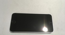 Good
													Apple iPhone SE 1st Gen 2016 - AT&T, Grey, 32 GB, A1662, photo 4 of 12