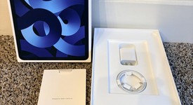 Mint
													Apple iPad Air 5th Gen - Wi-Fi, Blue, 64 GB, A2588, photo 2 of 6