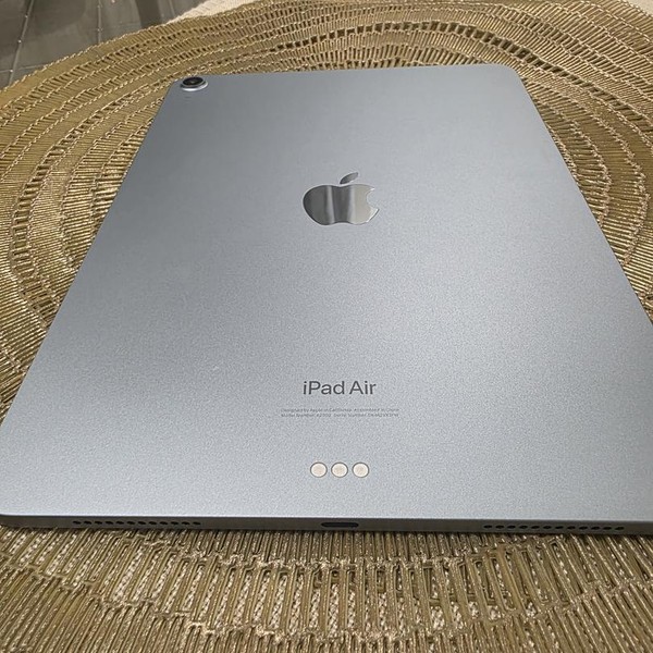 Apple iPad Air 11 inch (M2) 2024 - Wi-Fi, 128 GB, Gray, A2902