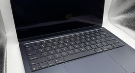 Mint
													MacBook Air 2025 (M4) - 13" - Apple M4, Midnight, 256 GB, 16 GB, photo 3 of 14