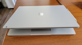Good
													Microsoft Surface Book 2 15" - I7, 1 TB, 16 GB, photo 5 of 11