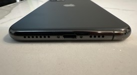 Good
													Apple iPhone 11 Pro Max - Unlocked, Gray, 64 GB, A2161, photo 5 of 8