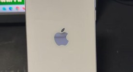 Good
													Apple iPhone SE 2nd Gen 2020 - Unlocked, White, 128 GB, A2275, photo 3 of 7