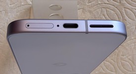 Mint
													Google Pixel 9a - Unlocked, Iris, 256 GB, 8 GB, photo 4 of 7