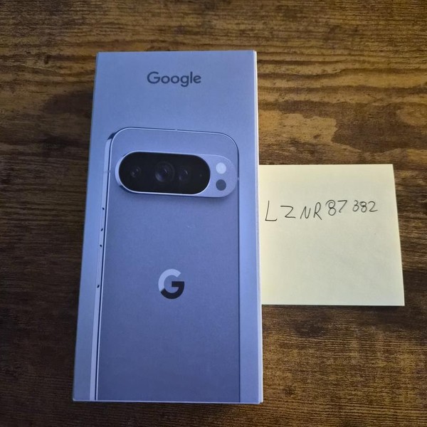Google Pixel 10 Pro XL - Unlocked, 256 GB, Moonstone, GUL82