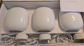Good
													Google Nest Wifi Pro 6e Mesh Router - Snow, 3-Pack, photo 2 of 5
