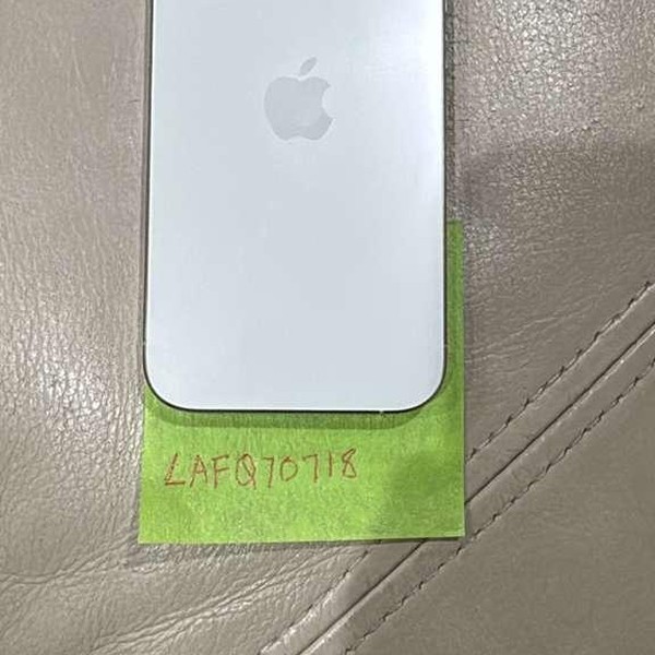 Apple iPhone 15 Pro - Unlocked, 256 GB, White, A2848
