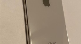 Good
													Apple iPhone Xs - Unlocked, Silver, 256 GB, A1920, photo 2 of 11
