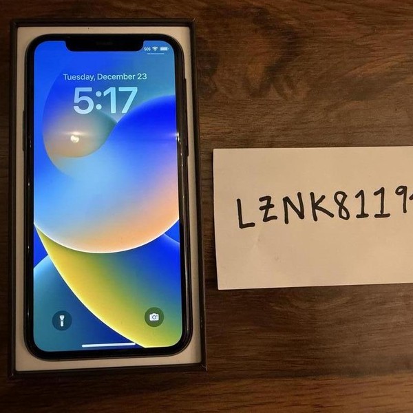 Apple iPhone 11 Pro - Unlocked, 256 GB, Gray, A2160