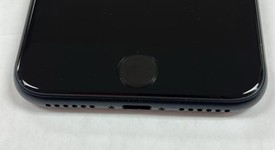 Mint
													Apple iPhone SE 3rd Gen 2022 - Unlocked, Midnight, 64 GB, A2595, photo 4 of 7