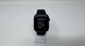 Good
													Apple Watch SE 1st Gen 44mm - Gray, A2352 - GPS, Aluminum, photo 1 of 6