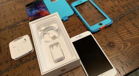 Mint
													Apple iPhone 7 - AT&T, Silver, 32 GB, A1660, photo 5 of 7