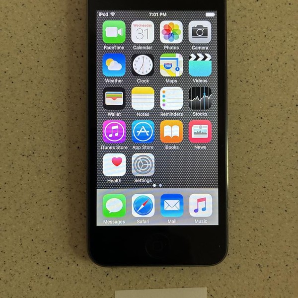 Apple iPod Touch 5th Gen - Wi-Fi, 16 GB, Gray