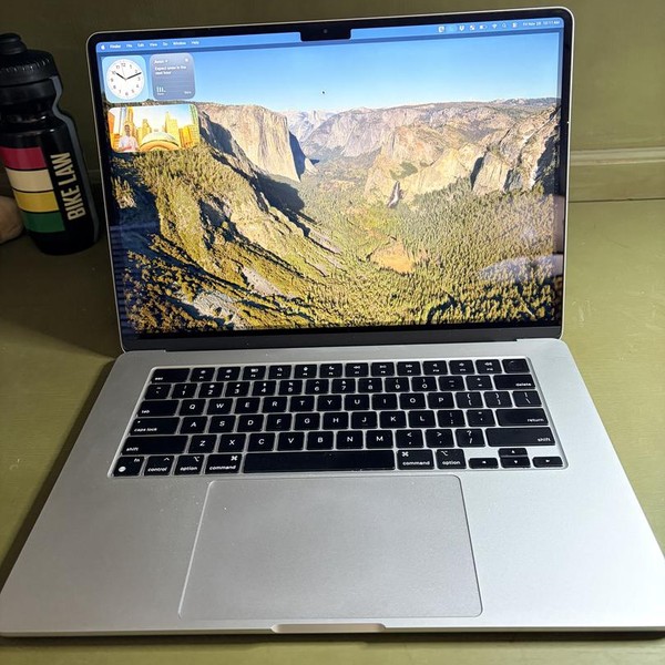 MacBook Air 2023 (M2) - 15 inch - 512 GB, Silver, 8 GB, Apple M2