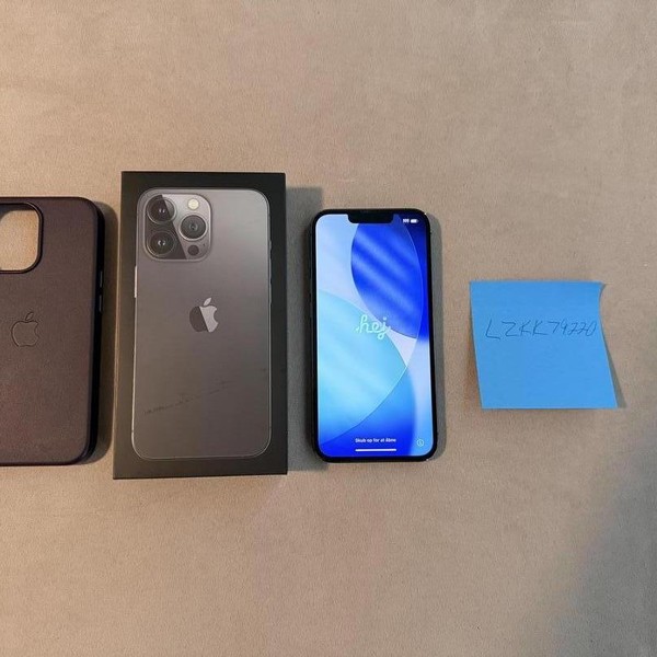 Apple iPhone 13 Pro - Unlocked, 256 GB, Graphite, A2483
