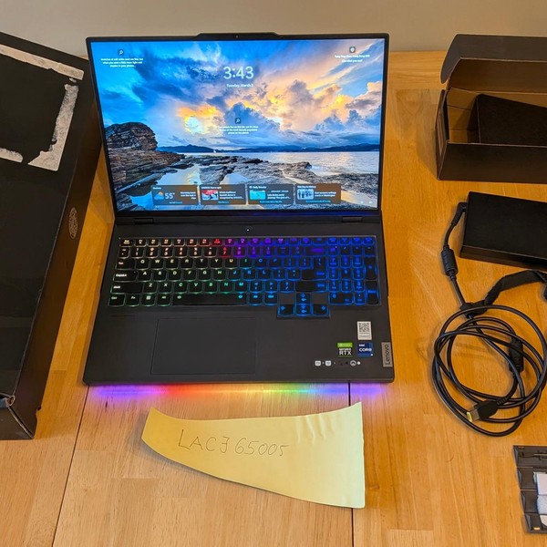 Lenovo Legion Pro 7i 16 inch - 1 TB, Gray, 32 GB, Intel Core i9