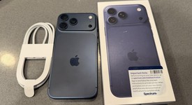 Mint
													Apple iPhone 17 Pro Max - Spectrum, Deep Blue, 256 GB, A3257, photo 4 of 9