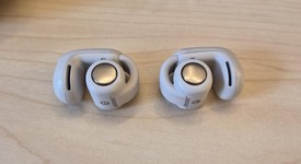 Used
													Bose Ultra Open Earbuds - White Smoke, photo 3 of 9