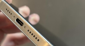 Good
													Apple iPhone 15 Pro Max - Verizon, Natural, 256 GB, A2849, photo 4 of 13