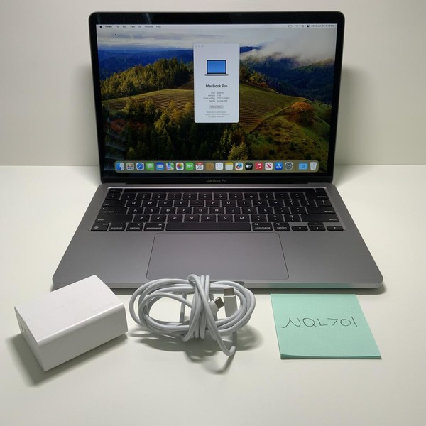 MacBook Pro 2020 - 13 inch - 256 GB, Gray, 8 GB, Apple M1