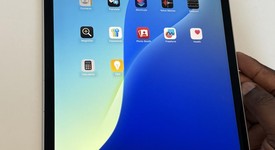 Good
													Apple iPad Pro 11" 3rd Gen 2021 - Unlocked, Silver, 128 GB, photo 3 of 12