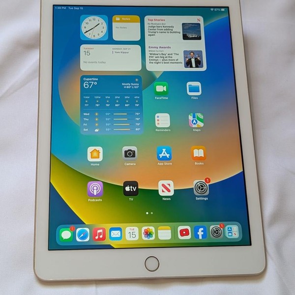 Apple iPad (5th Gen) - T-Mobile, 32 GB, Gold, A1823