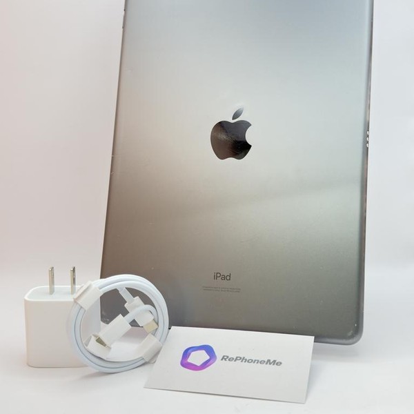 Apple iPad Air 3rd Gen - Unlocked, 64 GB, Gray