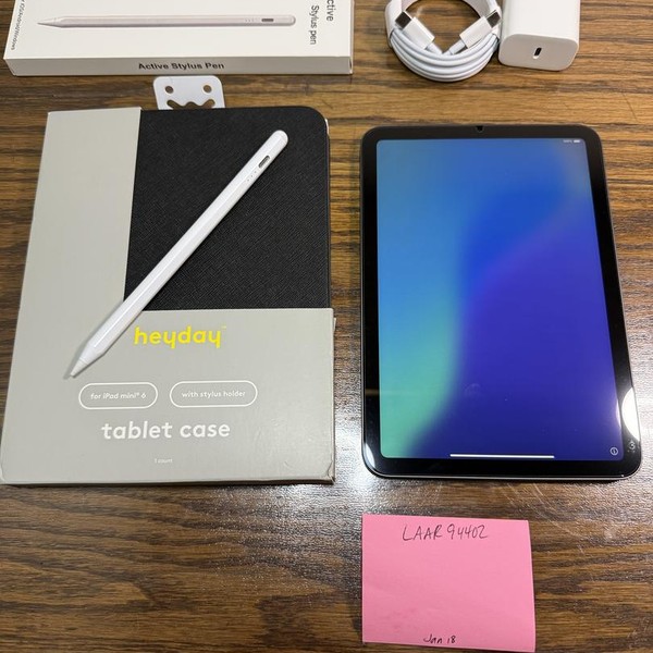 Apple iPad Mini 6th Gen - Wi-Fi, 64 GB, Gray, A2567