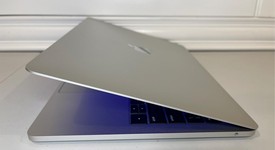 Good
													MacBook Pro 2017 (No Touch Bar) - 13" - I5, Silver, 512 GB, 16 GB, photo 5 of 10