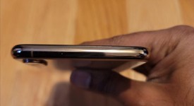 Mint
													Apple iPhone Xs Max - T-Mobile, Gold, 64 GB, A1921, photo 4 of 13