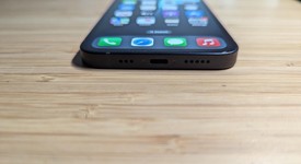 Good
													Apple iPhone 12 - Unlocked, Black, 64 GB, A2172, photo 3 of 13