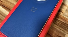 Mint
													OnePlus 13 - Unlocked, Midnight Ocean, 512 GB, 16 GB, photo 1 of 10